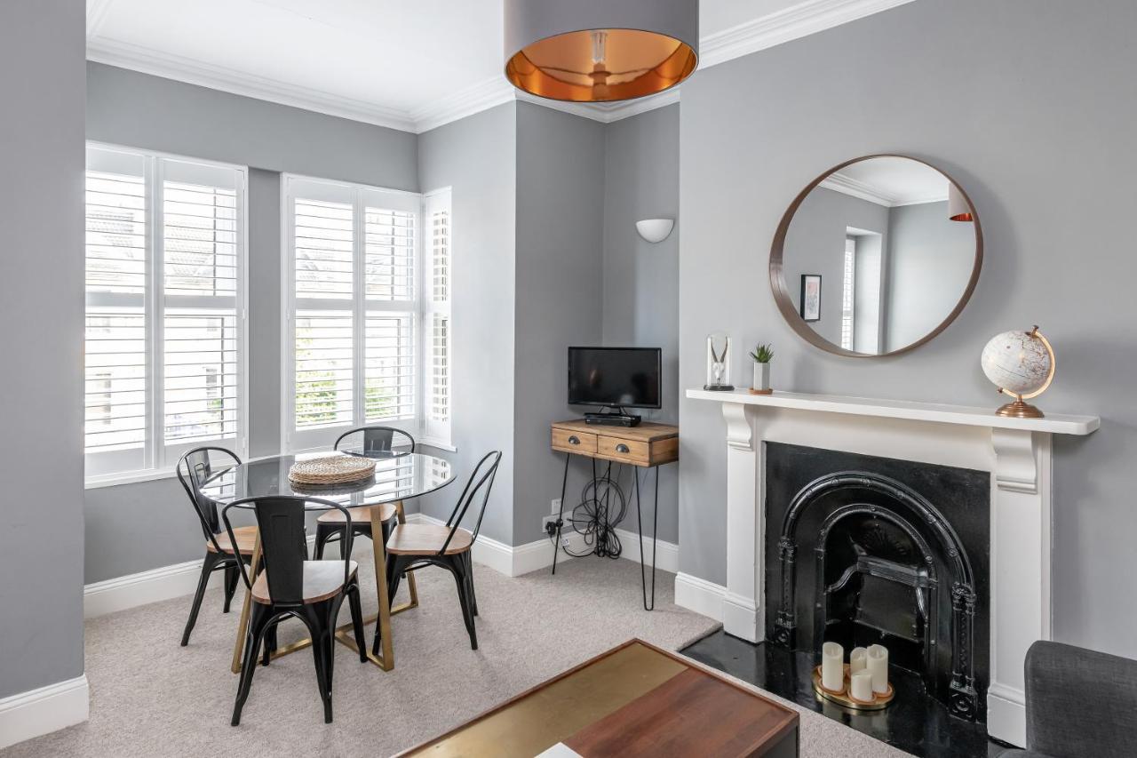 Modern & Spacious 2 Bedroom Maisonette バース エクステリア 写真