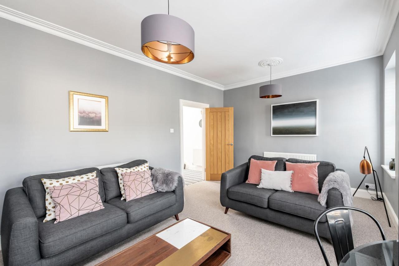 Modern & Spacious 2 Bedroom Maisonette バース エクステリア 写真